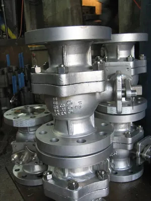 Penjualan Panas Terbaru 2pc CS Flange End Floating Api6d FP Ball Valve 150lb 300lb 600lb